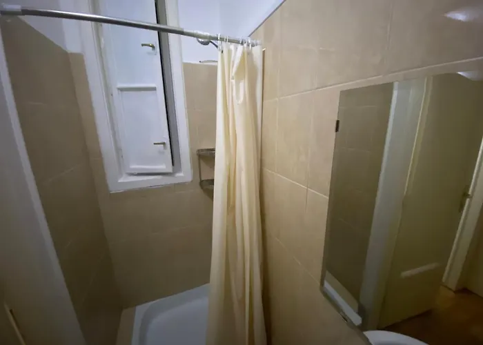 Quarto em Acomodações Particulares Monolit Center *
