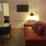 Monolit Center Homestay
