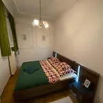 Monolit Center Homestay Budapest