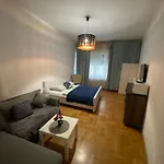 Monolit Center *