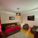 Monolit Center Homestay